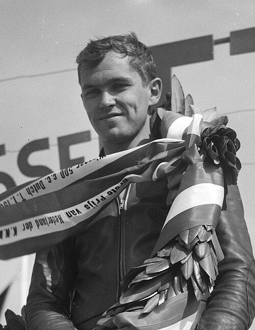 Gary Hocking (photo from Wikimedia Commons)