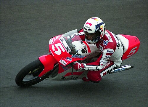 Noboru Ueda (photo from Wikimedia Commons)