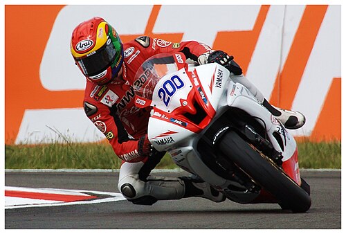 Dan Linfoot (photo from Wikimedia Commons)