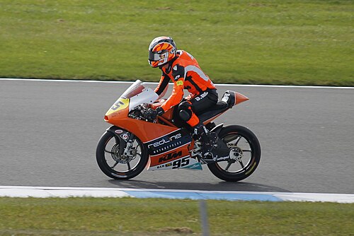 Scott Deroue (photo from Wikimedia Commons)